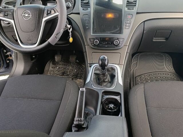 Синій Опель Інсігнія, об'ємом двигуна 0 л та пробігом 250 тис. км за 5000 $, фото 6 на Automoto.ua