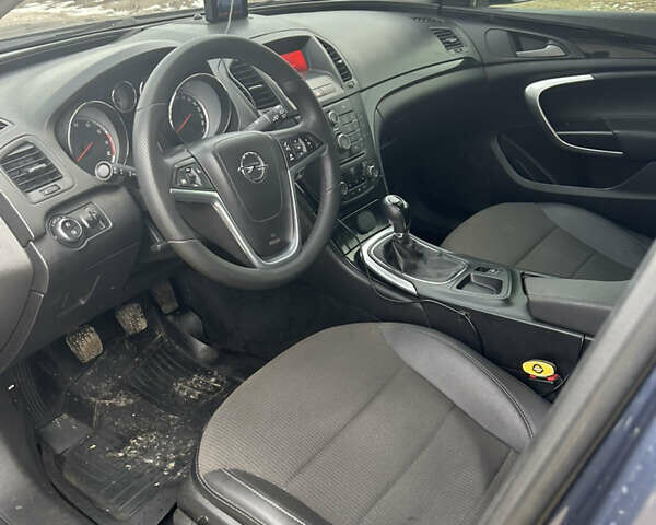 Синій Опель Інсігнія, об'ємом двигуна 1.6 л та пробігом 246 тис. км за 7900 $, фото 5 на Automoto.ua