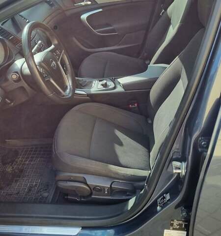 Синий Опель Инсигния, объемом двигателя 1.96 л и пробегом 319 тыс. км за 5600 $, фото 16 на Automoto.ua