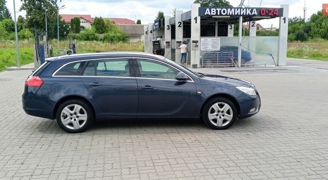 Синій Опель Інсігнія, об'ємом двигуна 1.96 л та пробігом 257 тис. км за 5250 $, фото 22 на Automoto.ua