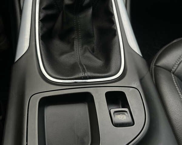 Синий Опель Инсигния, объемом двигателя 1.6 л и пробегом 253 тыс. км за 7200 $, фото 12 на Automoto.ua