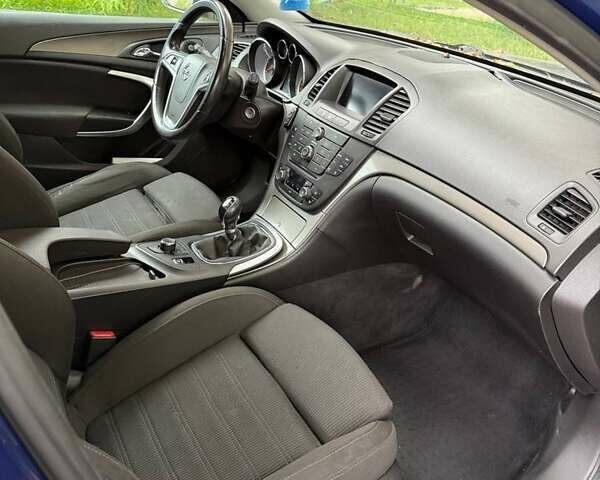 Синій Опель Інсігнія, об'ємом двигуна 2 л та пробігом 241 тис. км за 7100 $, фото 13 на Automoto.ua