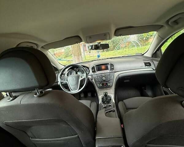 Синій Опель Інсігнія, об'ємом двигуна 2 л та пробігом 241 тис. км за 7100 $, фото 12 на Automoto.ua