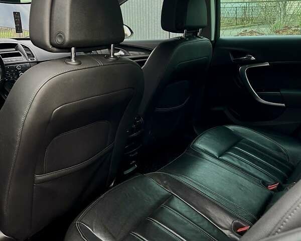 Синий Опель Инсигния, объемом двигателя 1.6 л и пробегом 250 тыс. км за 6999 $, фото 19 на Automoto.ua