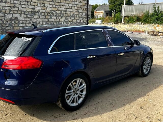 Синій Опель Інсігнія, об'ємом двигуна 2 л та пробігом 265 тис. км за 5800 $, фото 4 на Automoto.ua