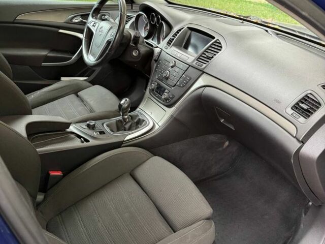 Синій Опель Інсігнія, об'ємом двигуна 2 л та пробігом 241 тис. км за 7100 $, фото 14 на Automoto.ua