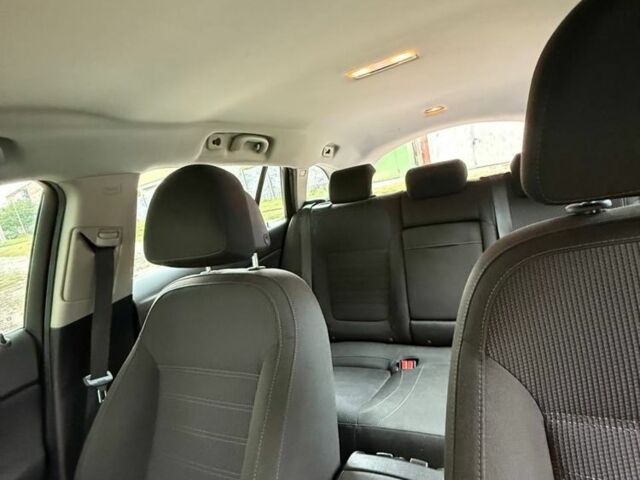 Синій Опель Інсігнія, об'ємом двигуна 2 л та пробігом 241 тис. км за 7100 $, фото 7 на Automoto.ua