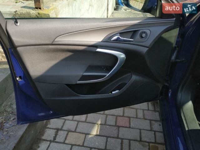 Синій Опель Інсігнія, об'ємом двигуна 1.6 л та пробігом 176 тис. км за 6900 $, фото 3 на Automoto.ua