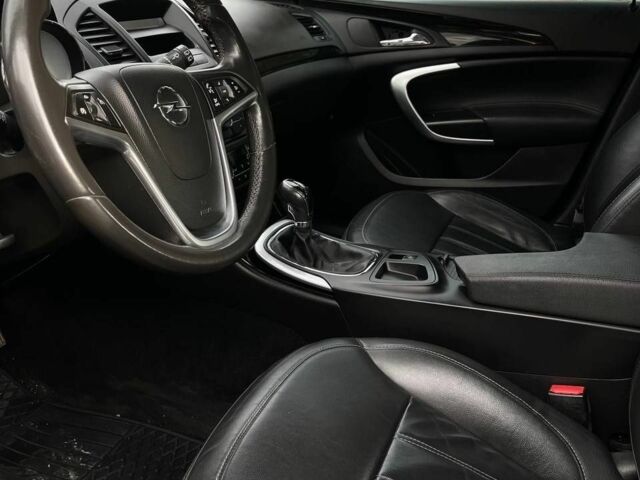 Синий Опель Инсигния, объемом двигателя 1.6 л и пробегом 250 тыс. км за 7000 $, фото 15 на Automoto.ua