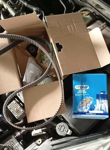 Синій Опель Інсігнія, об'ємом двигуна 1.96 л та пробігом 255 тис. км за 5690 $, фото 2 на Automoto.ua