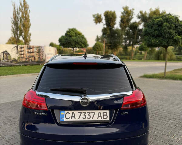 Синий Опель Инсигния, объемом двигателя 1.96 л и пробегом 238 тыс. км за 7000 $, фото 3 на Automoto.ua