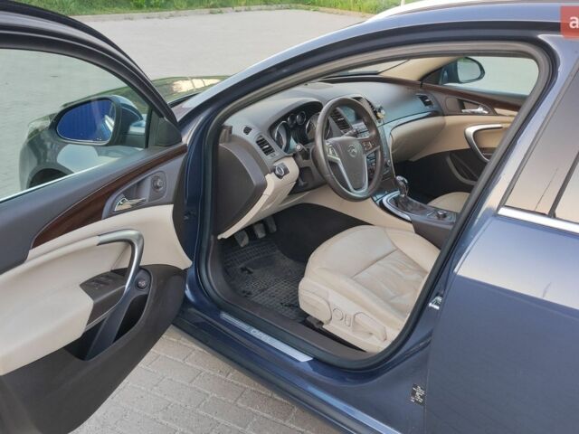 Синий Опель Инсигния, объемом двигателя 1.96 л и пробегом 220 тыс. км за 7400 $, фото 8 на Automoto.ua