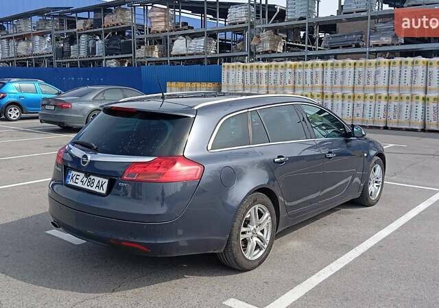 Синий Опель Инсигния, объемом двигателя 1.96 л и пробегом 230 тыс. км за 6500 $, фото 4 на Automoto.ua