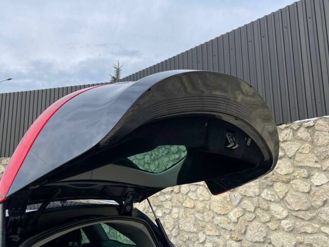 Синий Опель Инсигния, объемом двигателя 1.6 л и пробегом 250 тыс. км за 7000 $, фото 5 на Automoto.ua