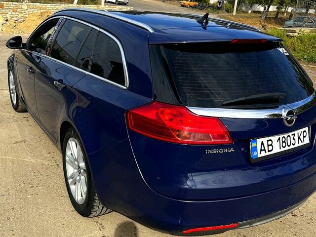 Синій Опель Інсігнія, об'ємом двигуна 2 л та пробігом 265 тис. км за 5800 $, фото 3 на Automoto.ua