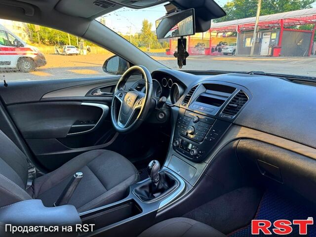 Синий Опель Инсигния, объемом двигателя 1.8 л и пробегом 253 тыс. км за 6500 $, фото 10 на Automoto.ua