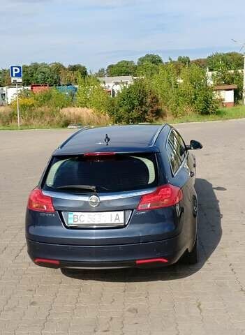 Синий Опель Инсигния, объемом двигателя 2 л и пробегом 252 тыс. км за 6299 $, фото 9 на Automoto.ua