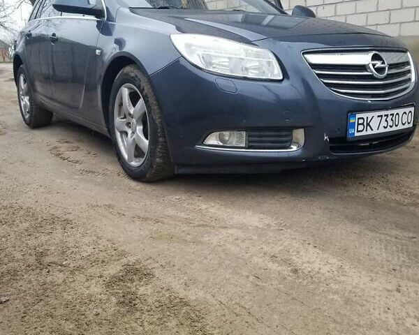 Синий Опель Инсигния, объемом двигателя 1.96 л и пробегом 376 тыс. км за 6500 $, фото 8 на Automoto.ua