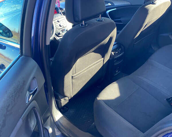 Синій Опель Інсігнія, об'ємом двигуна 1.96 л та пробігом 310 тис. км за 7500 $, фото 10 на Automoto.ua