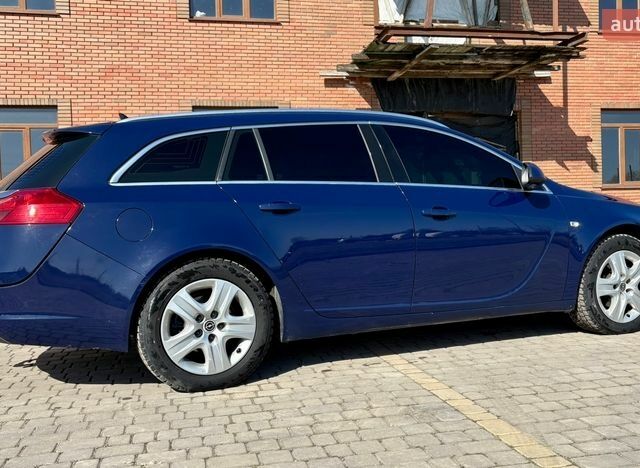 Синій Опель Інсігнія, об'ємом двигуна 1.96 л та пробігом 370 тис. км за 6500 $, фото 6 на Automoto.ua