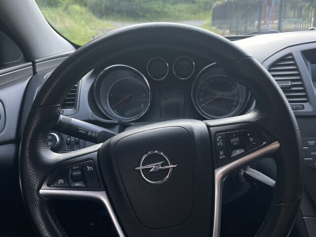 Синій Опель Інсігнія, об'ємом двигуна 2 л та пробігом 308 тис. км за 6400 $, фото 6 на Automoto.ua