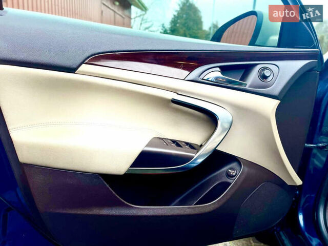 Синий Опель Инсигния, объемом двигателя 2 л и пробегом 260 тыс. км за 6800 $, фото 8 на Automoto.ua