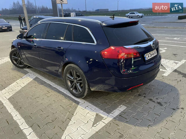 Синий Опель Инсигния, объемом двигателя 1.96 л и пробегом 337 тыс. км за 7000 $, фото 2 на Automoto.ua