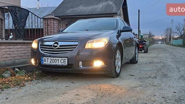Синий Опель Инсигния, объемом двигателя 1.96 л и пробегом 311 тыс. км за 6700 $, фото 1 на Automoto.ua