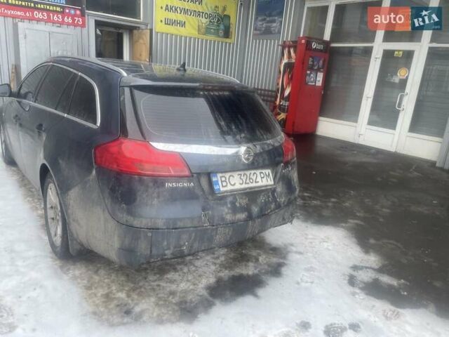 Синий Опель Инсигния, объемом двигателя 2 л и пробегом 320 тыс. км за 3600 $, фото 6 на Automoto.ua