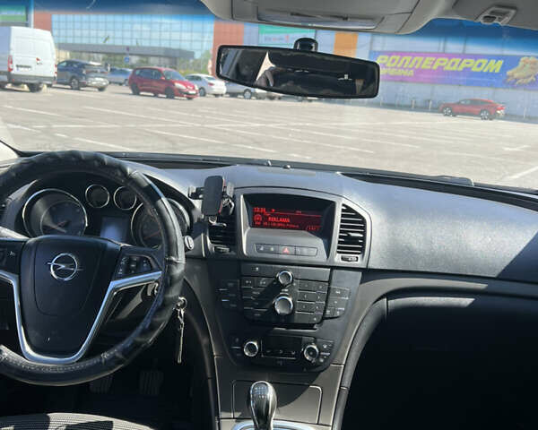 Синий Опель Инсигния, объемом двигателя 1.96 л и пробегом 281 тыс. км за 7000 $, фото 10 на Automoto.ua