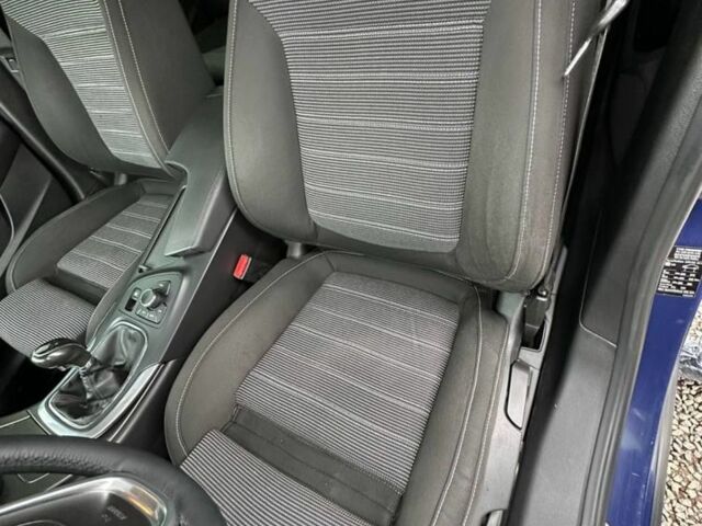 Синій Опель Інсігнія, об'ємом двигуна 2 л та пробігом 228 тис. км за 7000 $, фото 6 на Automoto.ua