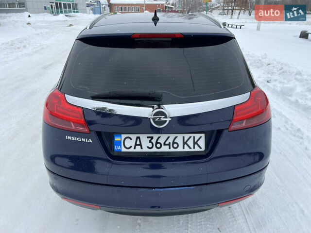 Синий Опель Инсигния, объемом двигателя 1.96 л и пробегом 335 тыс. км за 7800 $, фото 4 на Automoto.ua