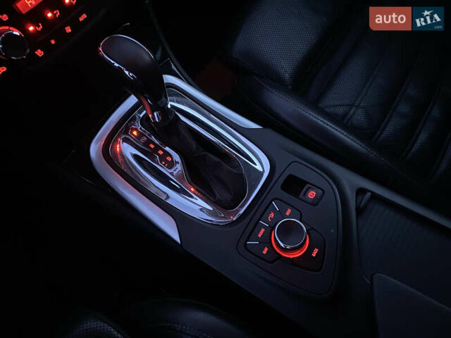 Синий Опель Инсигния, объемом двигателя 1.96 л и пробегом 291 тыс. км за 6700 $, фото 16 на Automoto.ua