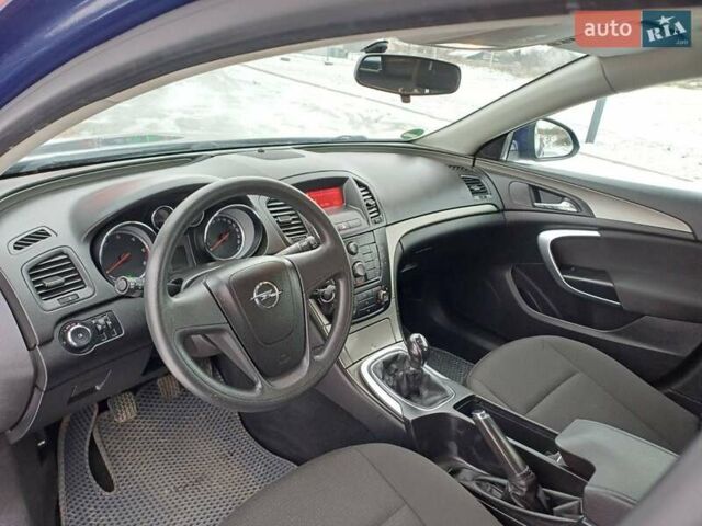 Синий Опель Инсигния, объемом двигателя 1.96 л и пробегом 280 тыс. км за 5999 $, фото 19 на Automoto.ua