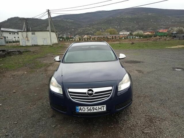 Синій Опель Інсігнія, об'ємом двигуна 2 л та пробігом 228 тис. км за 7000 $, фото 4 на Automoto.ua