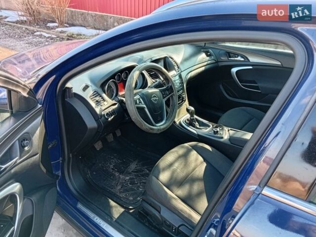 Синий Опель Инсигния, объемом двигателя 2 л и пробегом 329 тыс. км за 6500 $, фото 9 на Automoto.ua