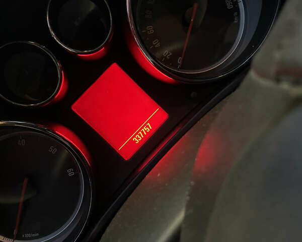 Синий Опель Инсигния, объемом двигателя 1.96 л и пробегом 337 тыс. км за 7000 $, фото 10 на Automoto.ua