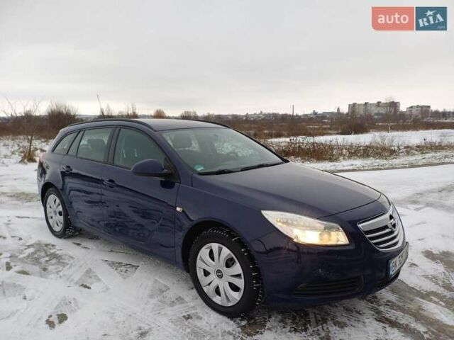 Синий Опель Инсигния, объемом двигателя 1.96 л и пробегом 280 тыс. км за 5999 $, фото 1 на Automoto.ua