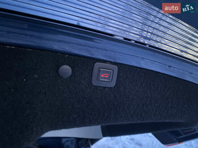 Синий Опель Инсигния, объемом двигателя 1.96 л и пробегом 291 тыс. км за 6700 $, фото 24 на Automoto.ua