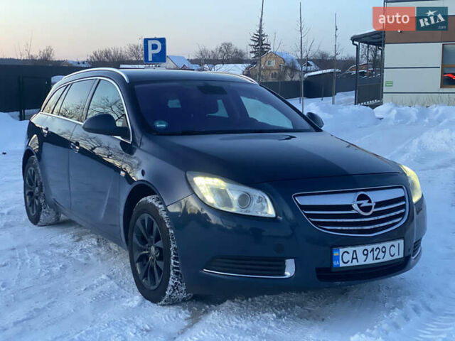 Синий Опель Инсигния, объемом двигателя 1.96 л и пробегом 291 тыс. км за 6700 $, фото 4 на Automoto.ua