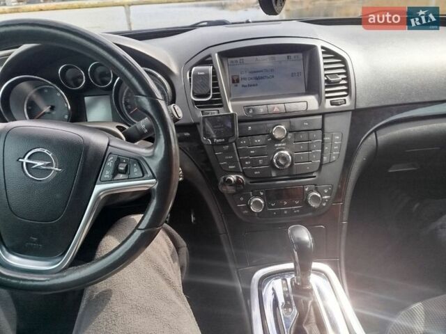 Синий Опель Инсигния, объемом двигателя 2 л и пробегом 267 тыс. км за 8000 $, фото 10 на Automoto.ua