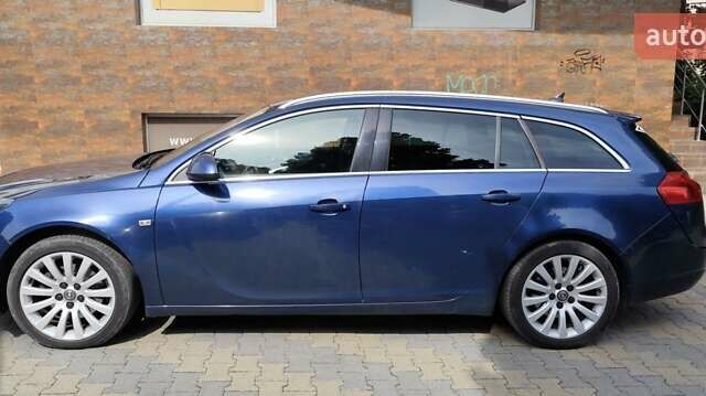 Синий Опель Инсигния, объемом двигателя 1.96 л и пробегом 213 тыс. км за 8500 $, фото 2 на Automoto.ua