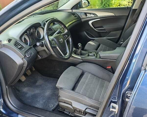 Синий Опель Инсигния, объемом двигателя 1.96 л и пробегом 224 тыс. км за 11500 $, фото 55 на Automoto.ua