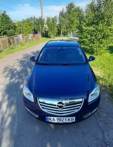 Синий Опель Инсигния, объемом двигателя 2 л и пробегом 286 тыс. км за 8800 $, фото 1 на Automoto.ua