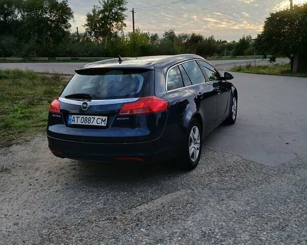 Синий Опель Инсигния, объемом двигателя 1.96 л и пробегом 305 тыс. км за 6500 $, фото 10 на Automoto.ua