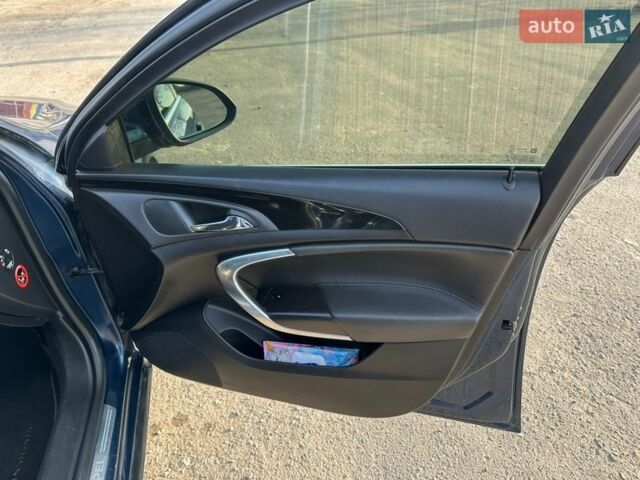 Синий Опель Инсигния, объемом двигателя 2 л и пробегом 430 тыс. км за 7000 $, фото 42 на Automoto.ua