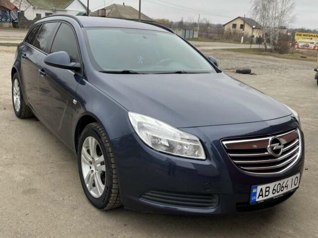 Синій Опель Інсігнія, об'ємом двигуна 2 л та пробігом 259 тис. км за 8000 $, фото 3 на Automoto.ua