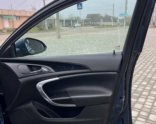 Синий Опель Инсигния, объемом двигателя 1.96 л и пробегом 246 тыс. км за 7200 $, фото 15 на Automoto.ua