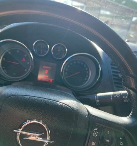 Синий Опель Инсигния, объемом двигателя 1.96 л и пробегом 235 тыс. км за 7300 $, фото 14 на Automoto.ua