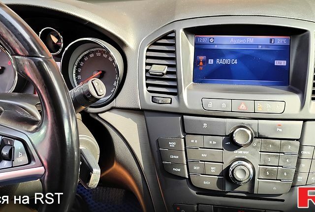 Синий Опель Инсигния, объемом двигателя 2 л и пробегом 21200 тыс. км за 8500 $, фото 9 на Automoto.ua